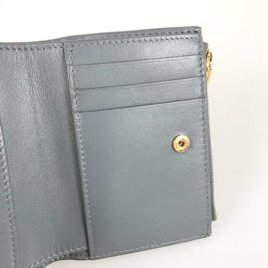 ボッテガヴェネタ 二つ折り財布