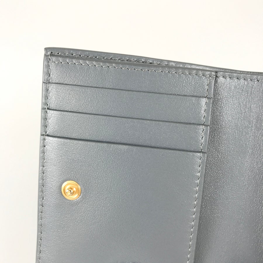 ボッテガヴェネタ 二つ折り財布