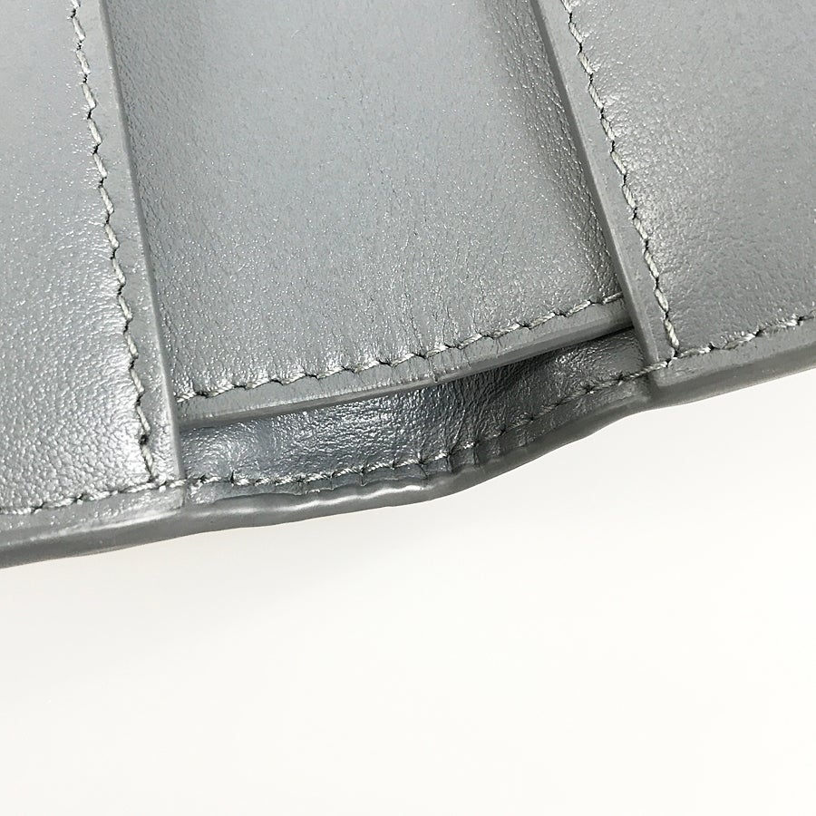 ボッテガヴェネタ 二つ折り財布