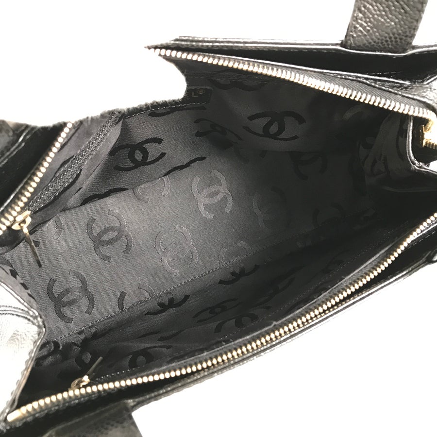 シャネル ショルダーバッグ