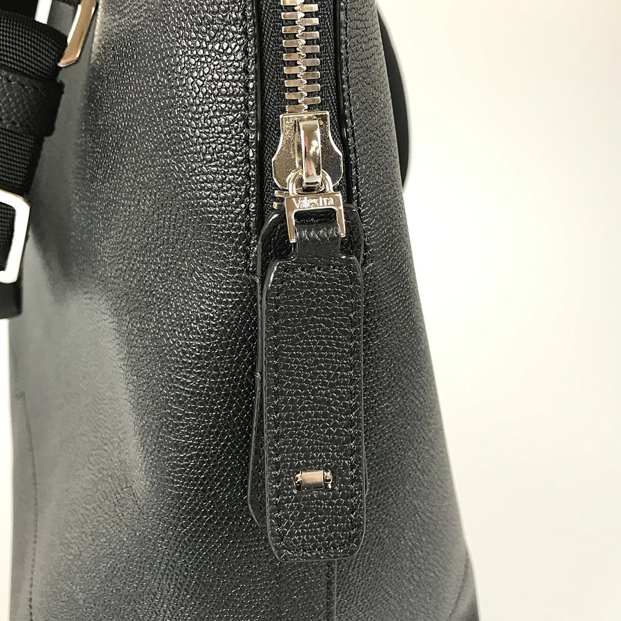 ヴァレクストラ ハンドバッグ