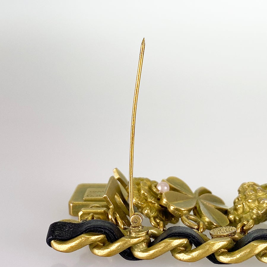 シャネル ブローチ