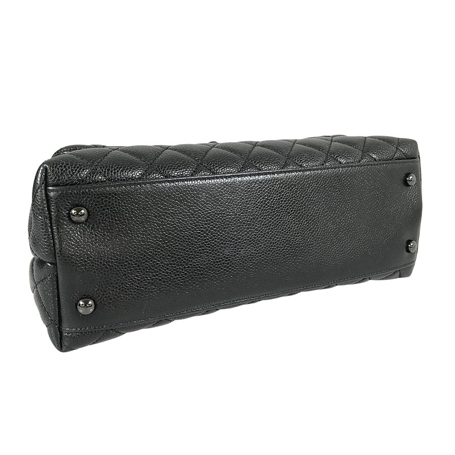 シャネル ハンドバッグ