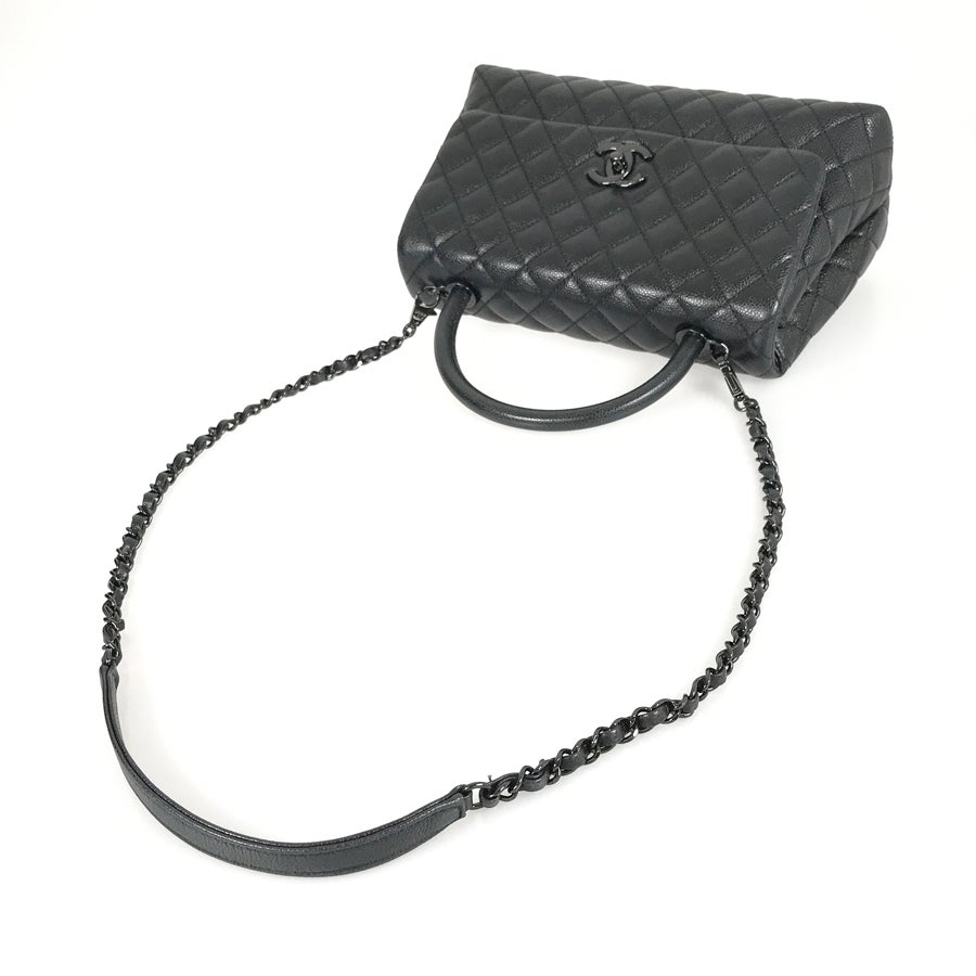 シャネル ハンドバッグ