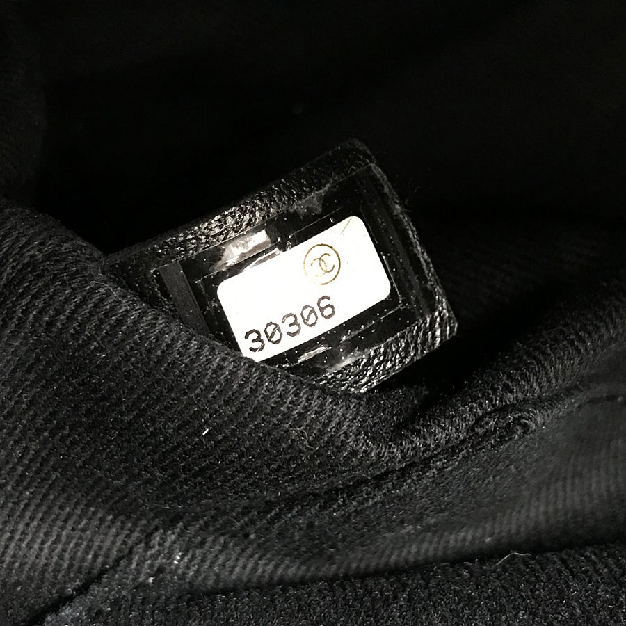 シャネル ハンドバッグ