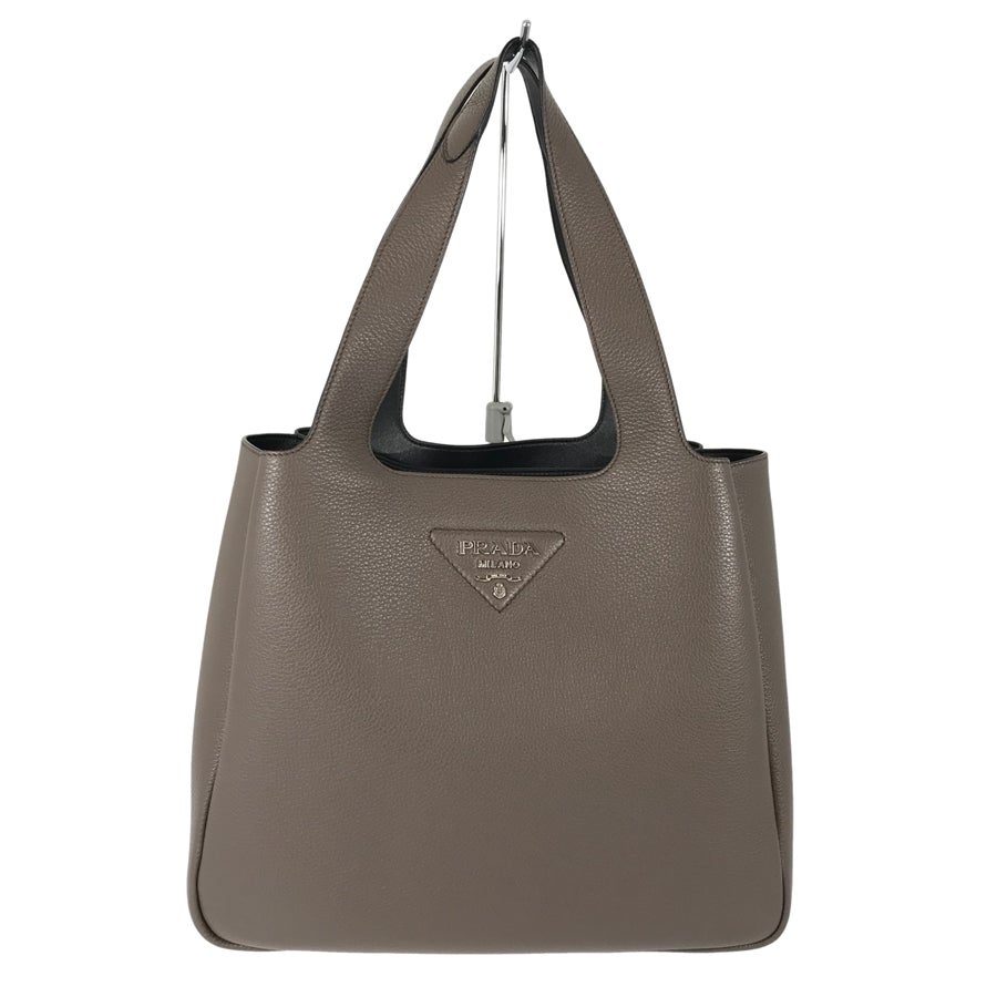 プラダ トートバッグ