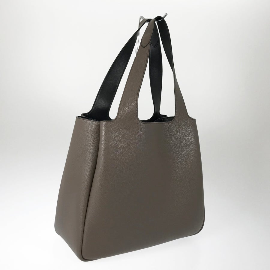 プラダ トートバッグ