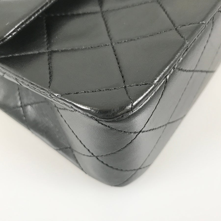 シャネル ショルダーバッグ