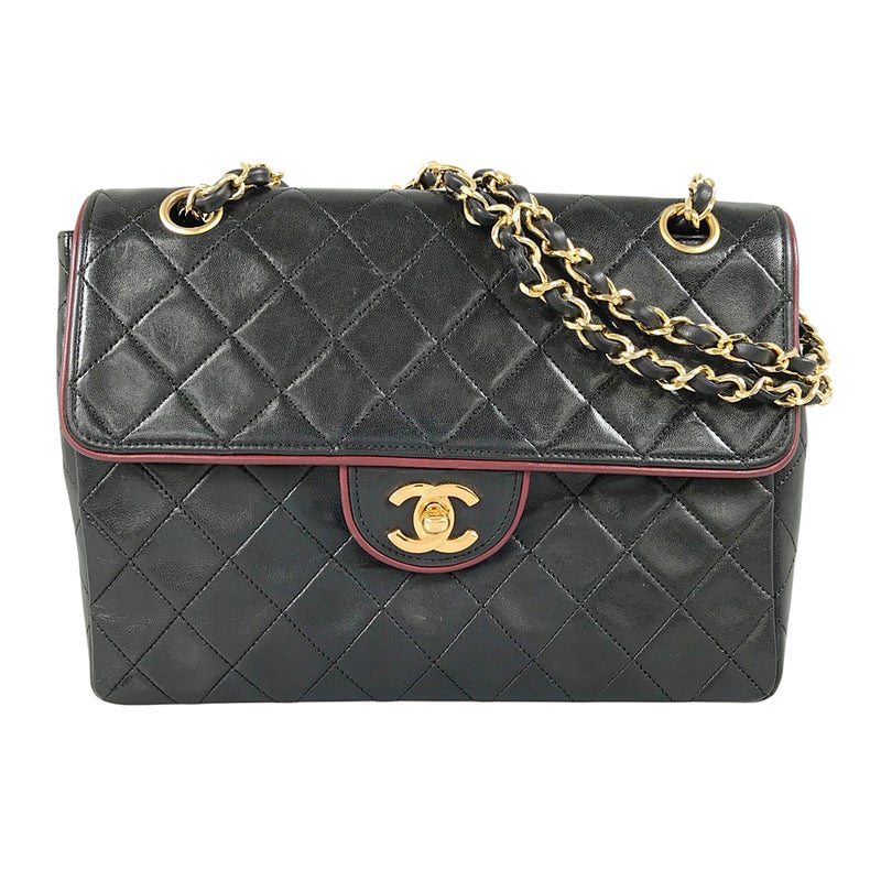 シャネル ショルダーバッグ