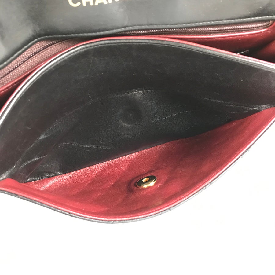 シャネル ショルダーバッグ