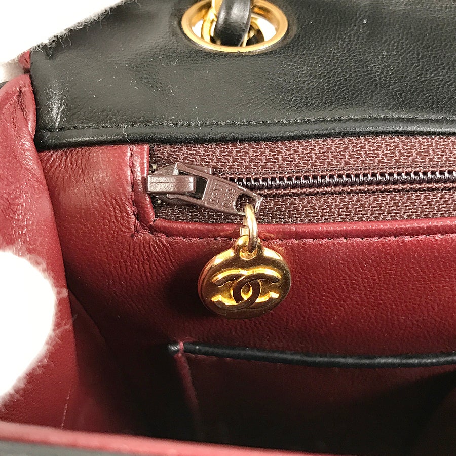 シャネル ショルダーバッグ