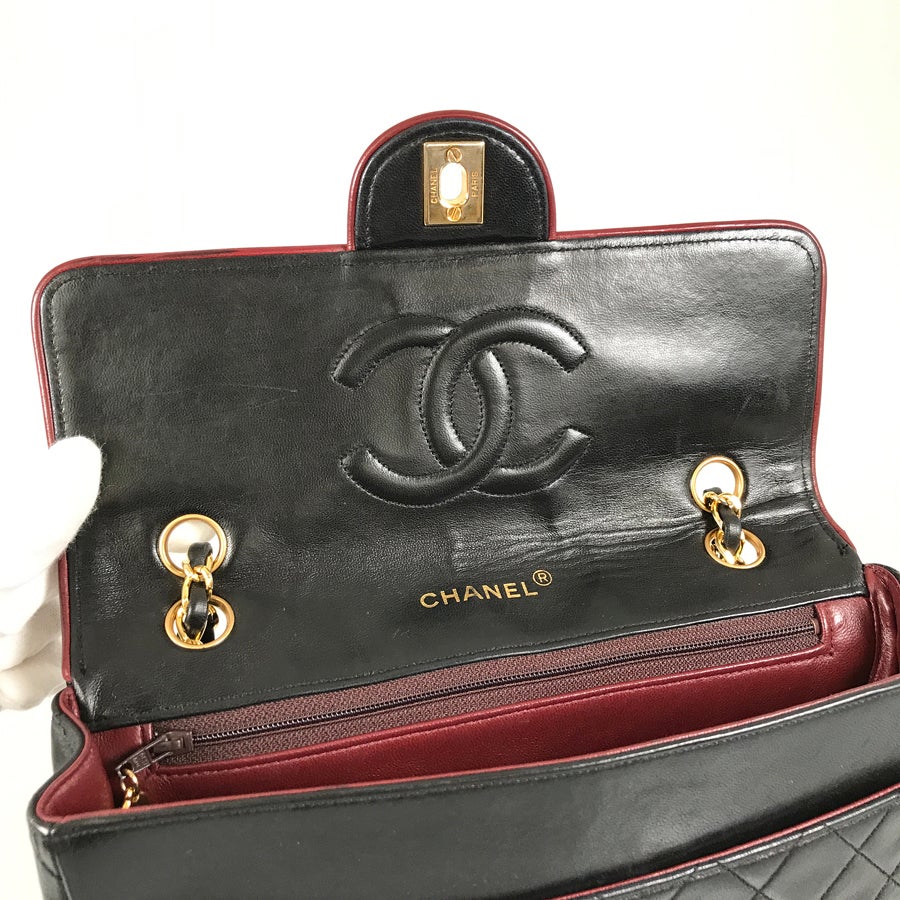 シャネル ショルダーバッグ