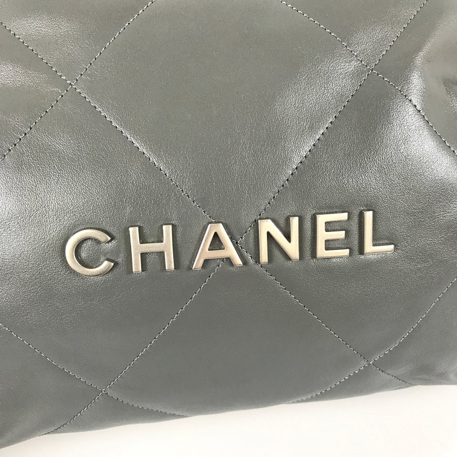 シャネル ショルダーバッグ