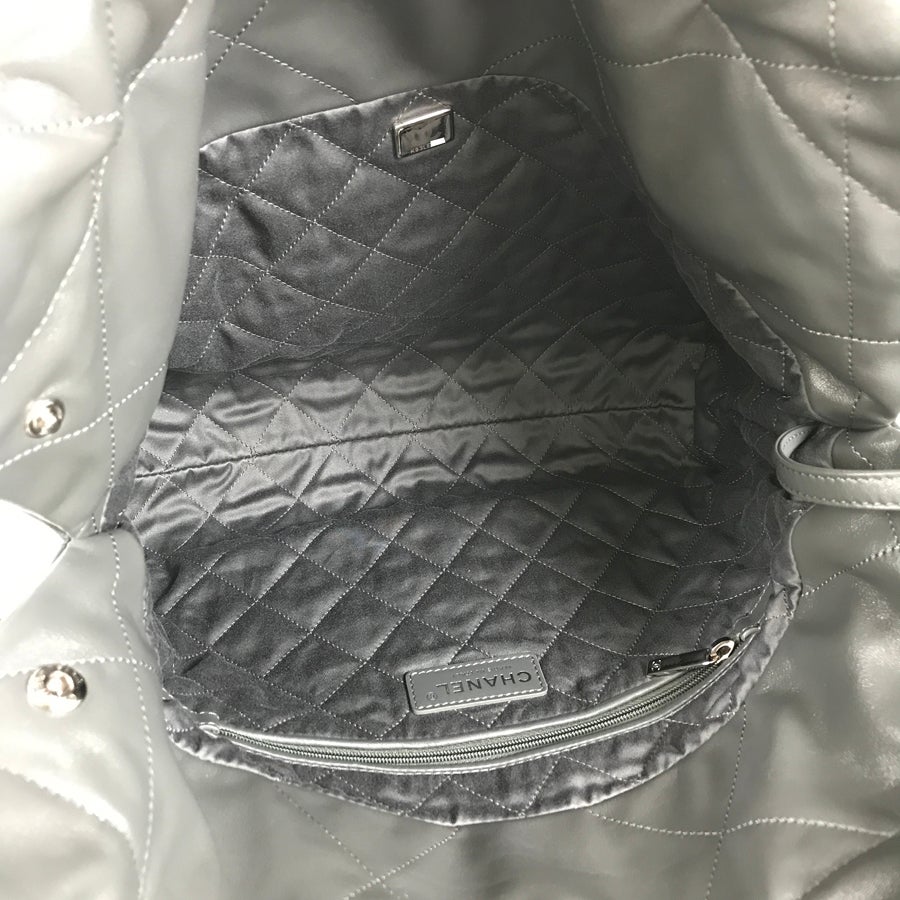 シャネル ショルダーバッグ