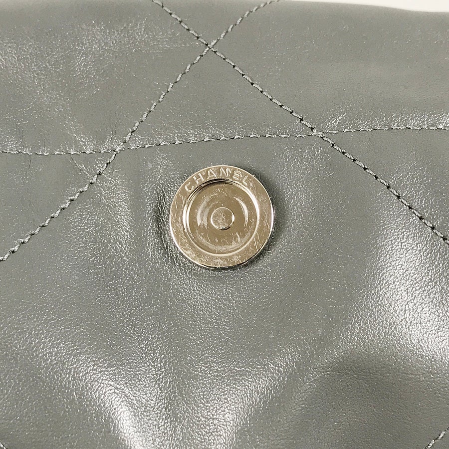 シャネル ショルダーバッグ