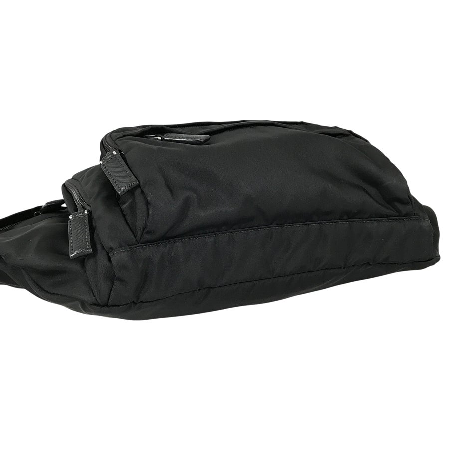 プラダ ボディバッグ