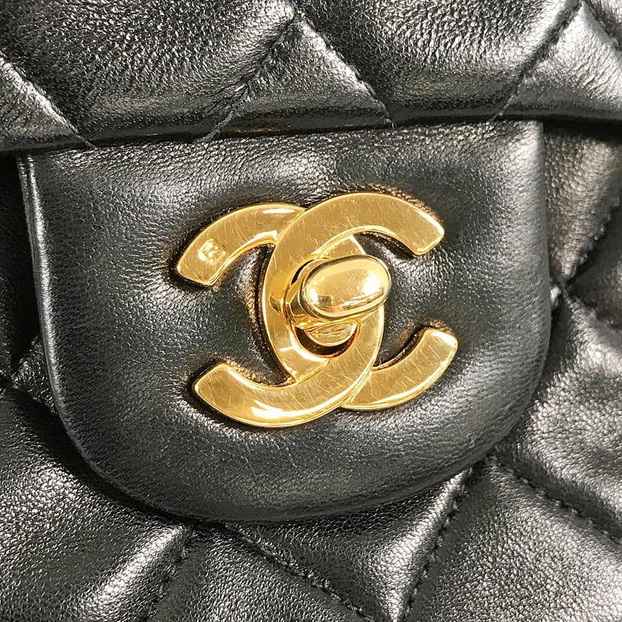 シャネル ショルダーバッグ