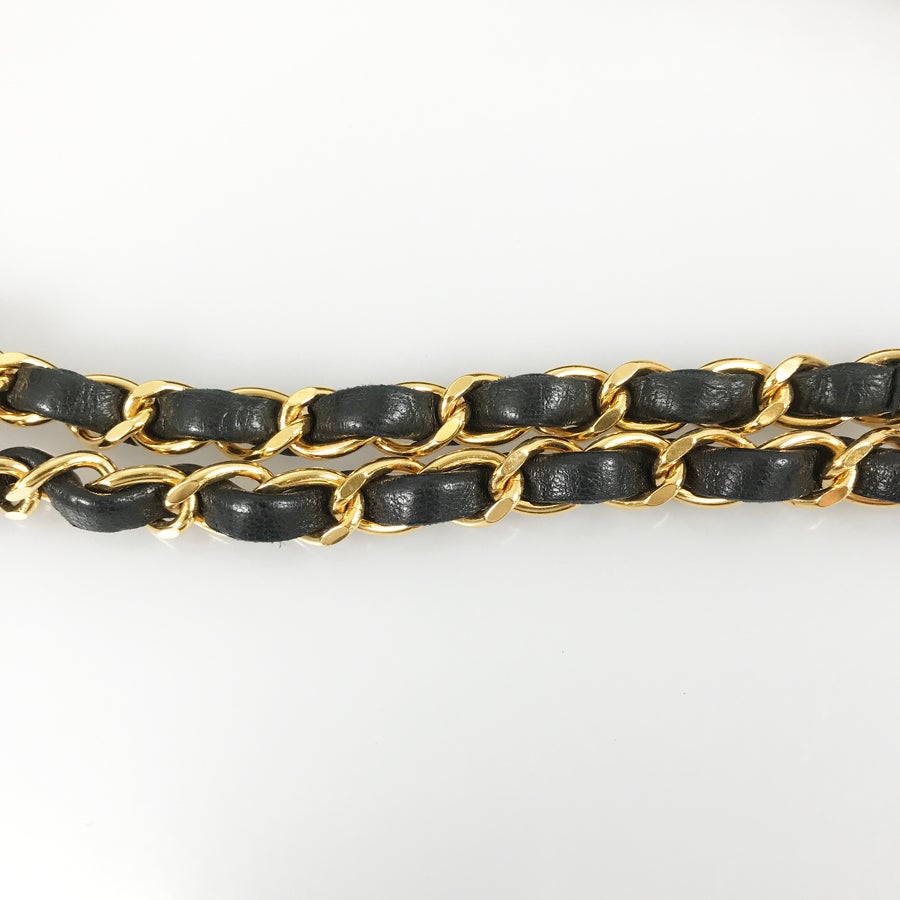 シャネル ショルダーバッグ