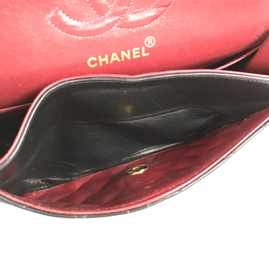 シャネル ショルダーバッグ