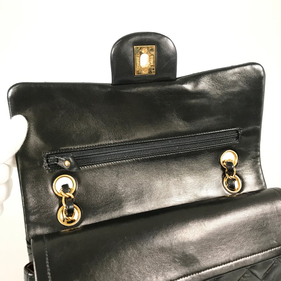 シャネル ショルダーバッグ