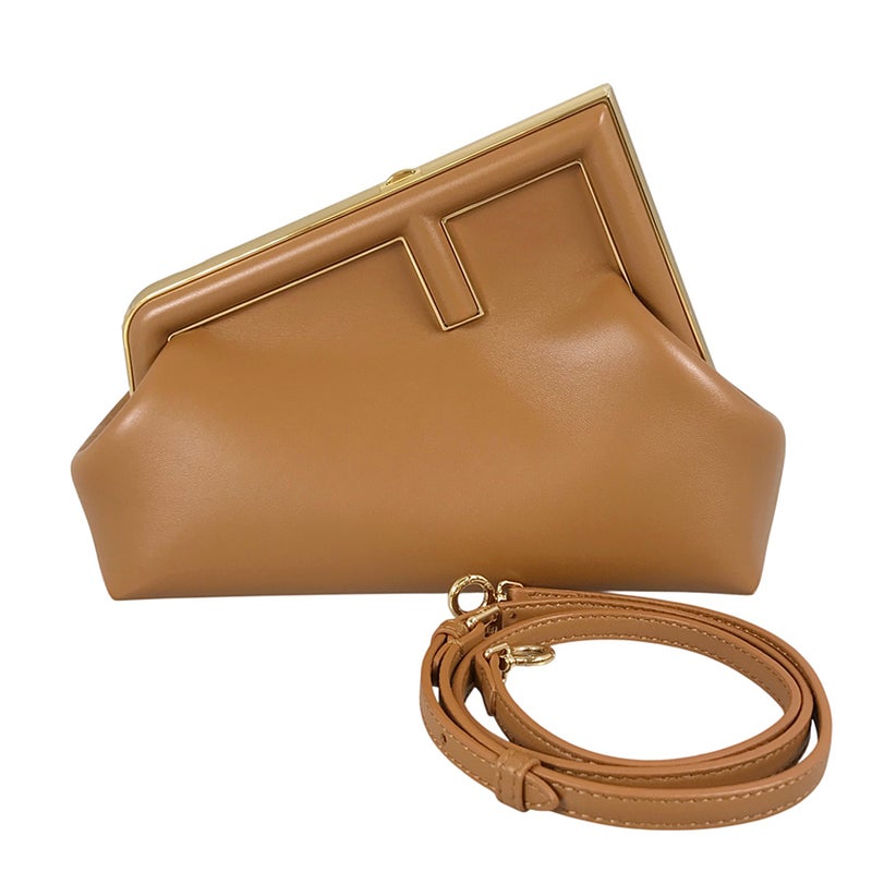 フェンディ ショルダーバッグ