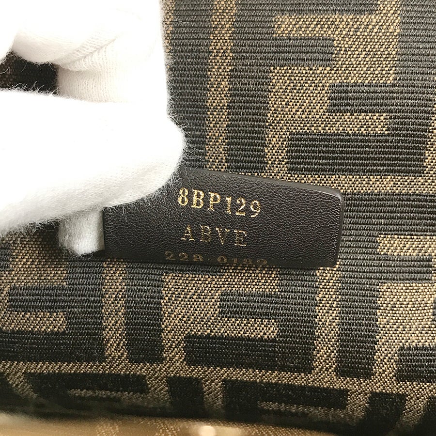 フェンディ ショルダーバッグ