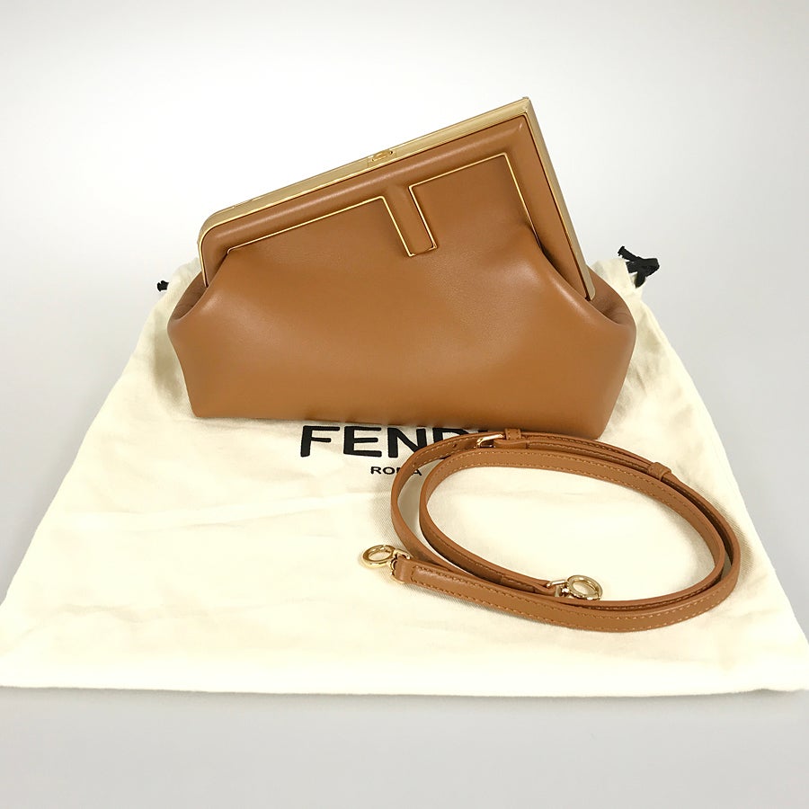 フェンディ ショルダーバッグ