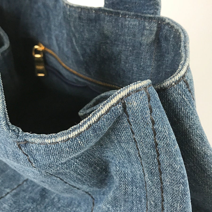 プラダ トートバッグ