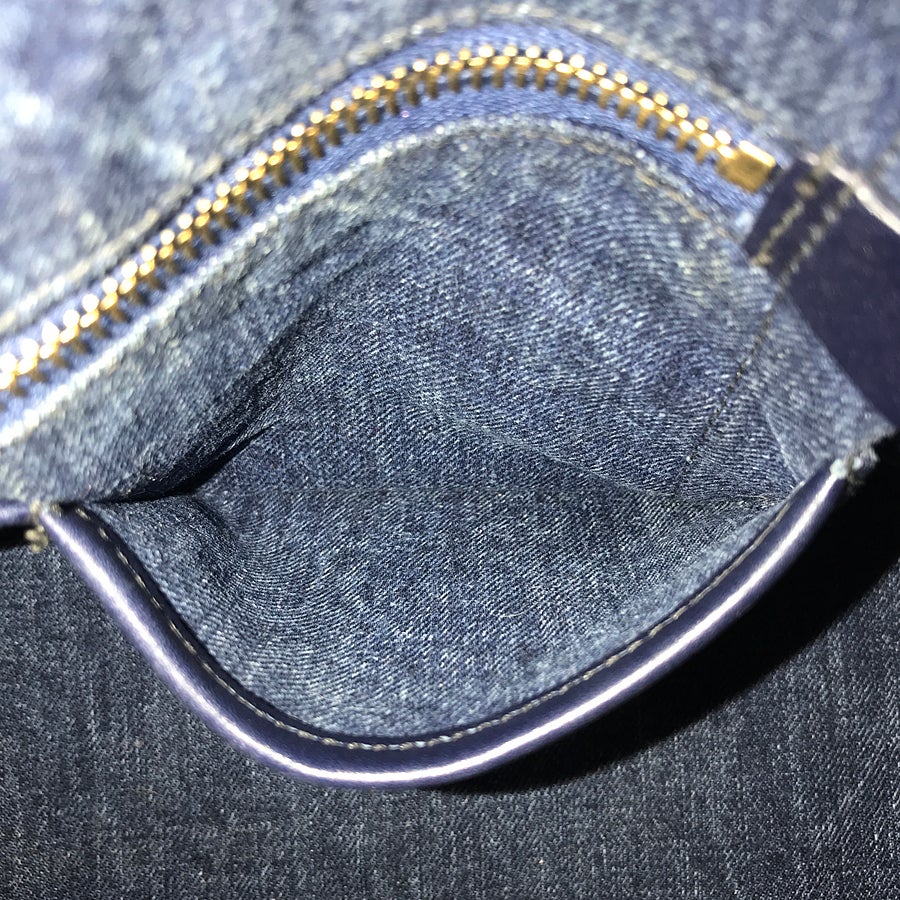 プラダ トートバッグ