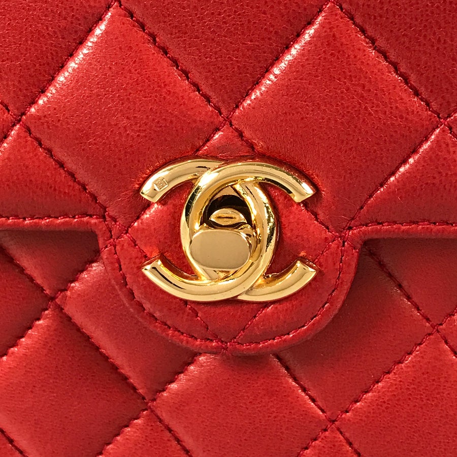 シャネル ショルダーバッグ