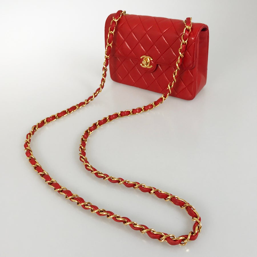 シャネル ショルダーバッグ