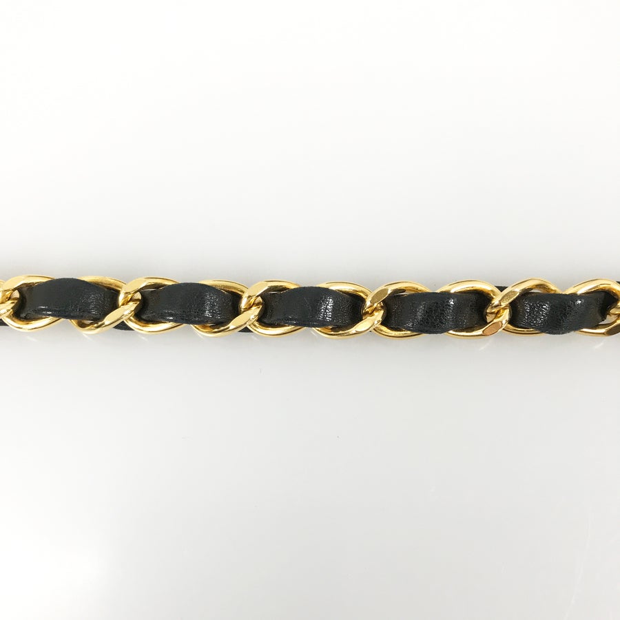 シャネル ショルダーバッグ