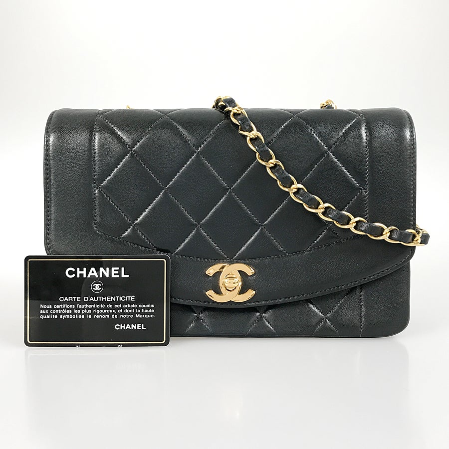 シャネル ショルダーバッグ