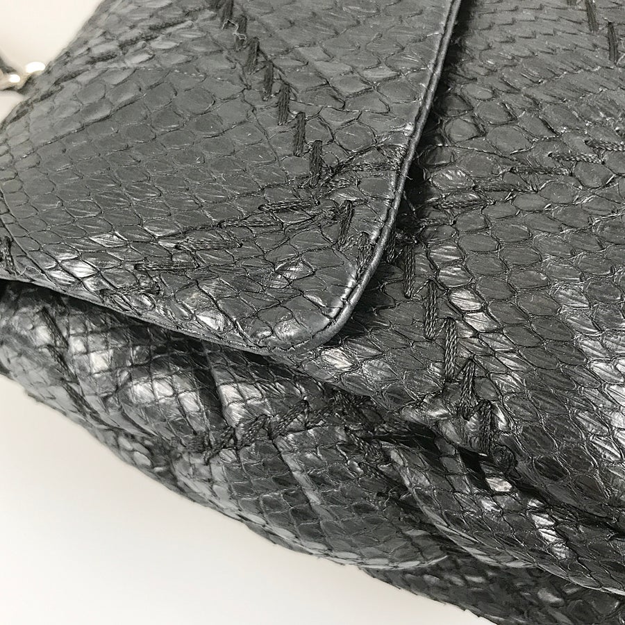 シャネル ショルダーバッグ