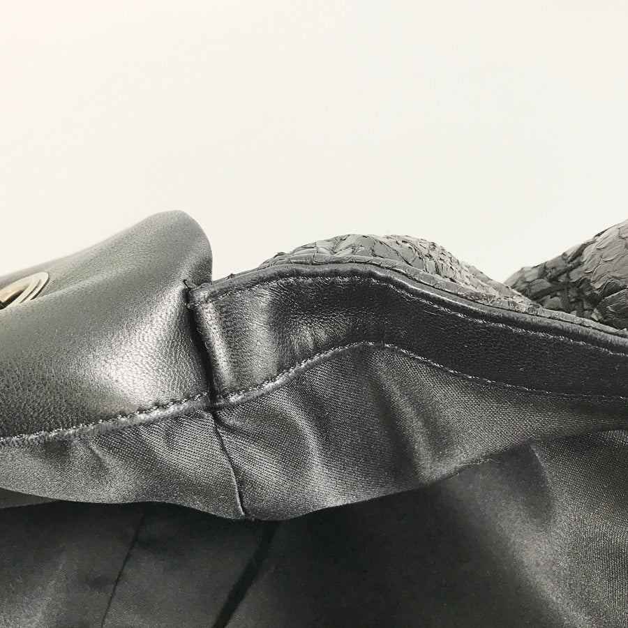 シャネル ショルダーバッグ