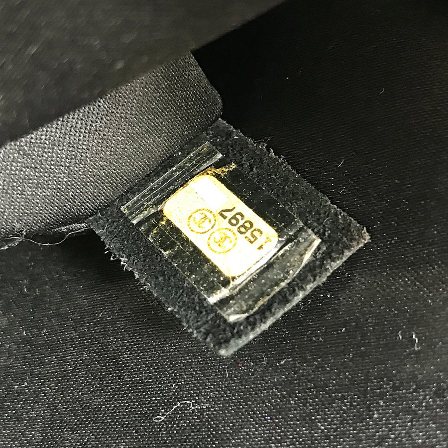 シャネル ショルダーバッグ