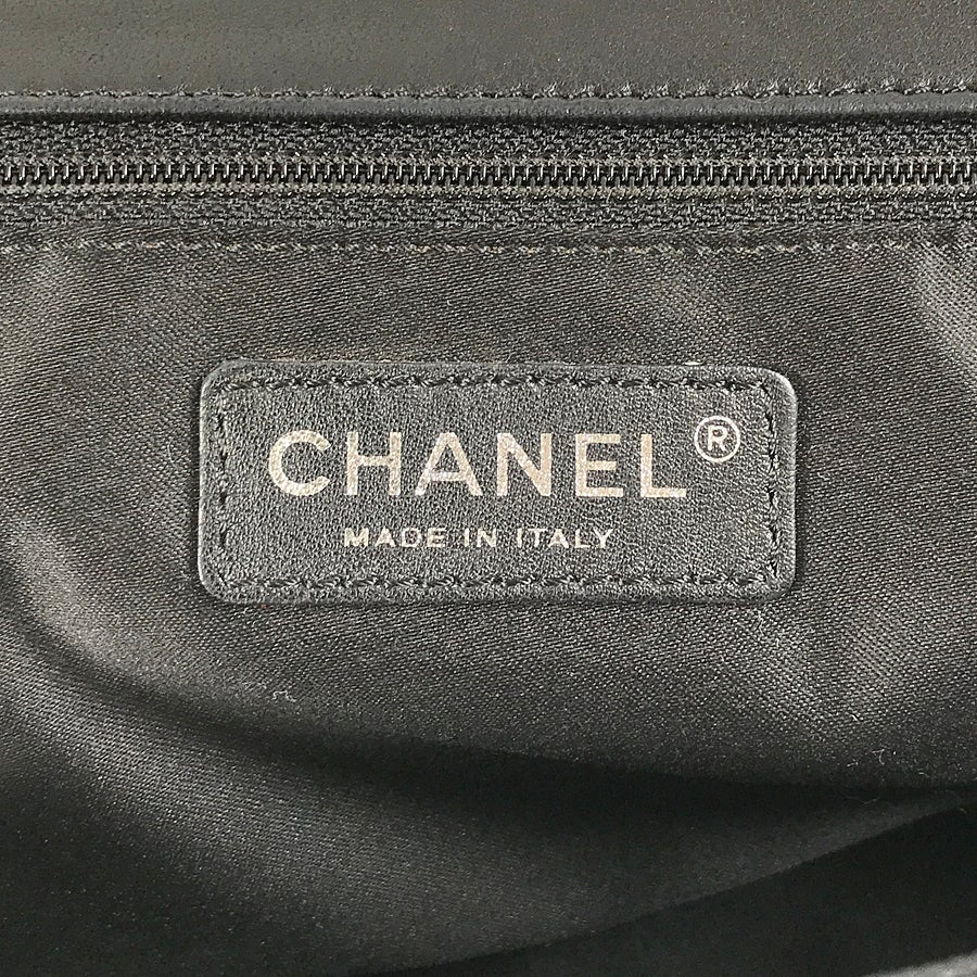 シャネル ショルダーバッグ