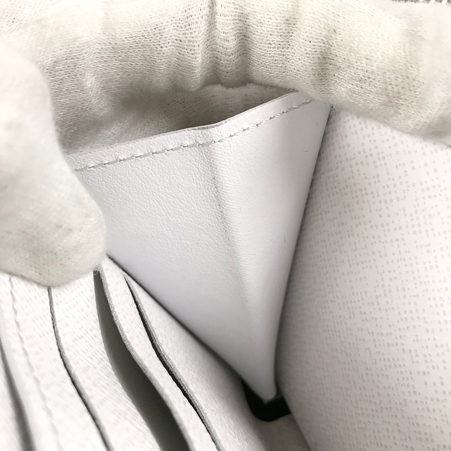 ルイ・ヴィトン 長財布 ラウンドファスナー