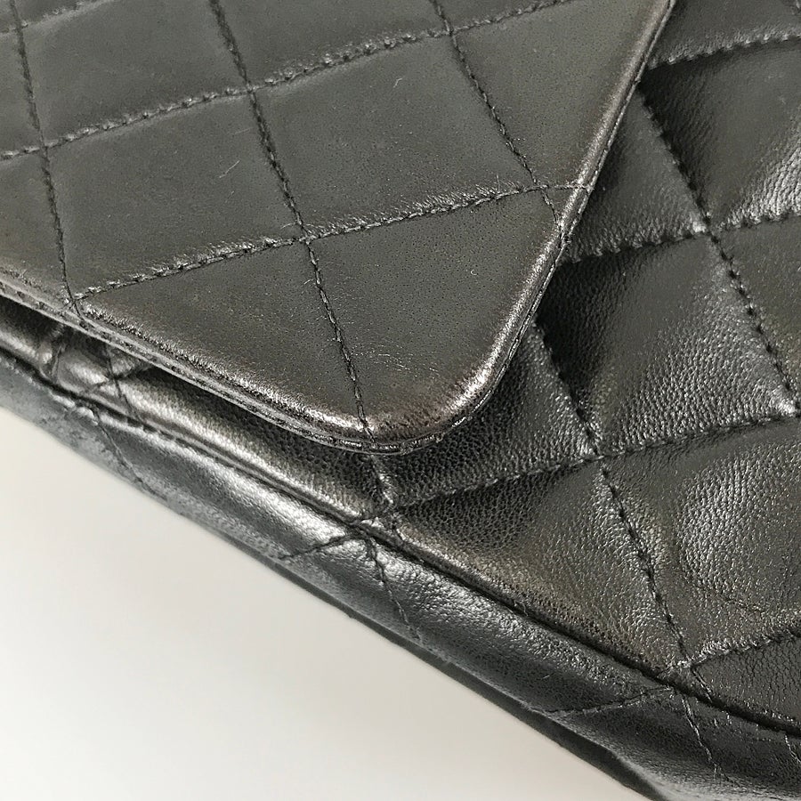 シャネル ショルダーバッグ