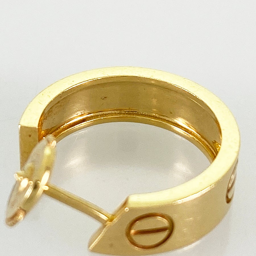 カルティエ ピアス