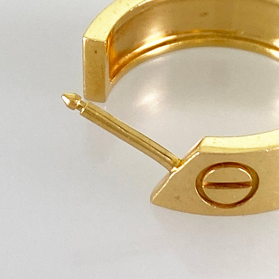 カルティエ ピアス
