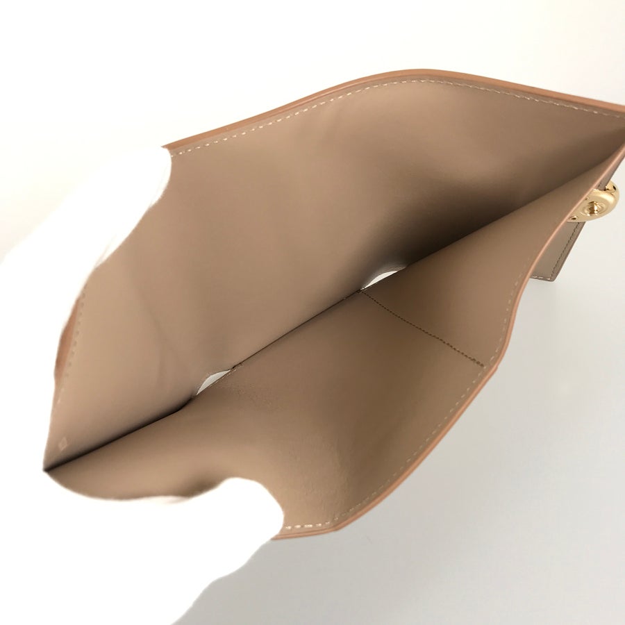 ロエベ 三つ折り財布