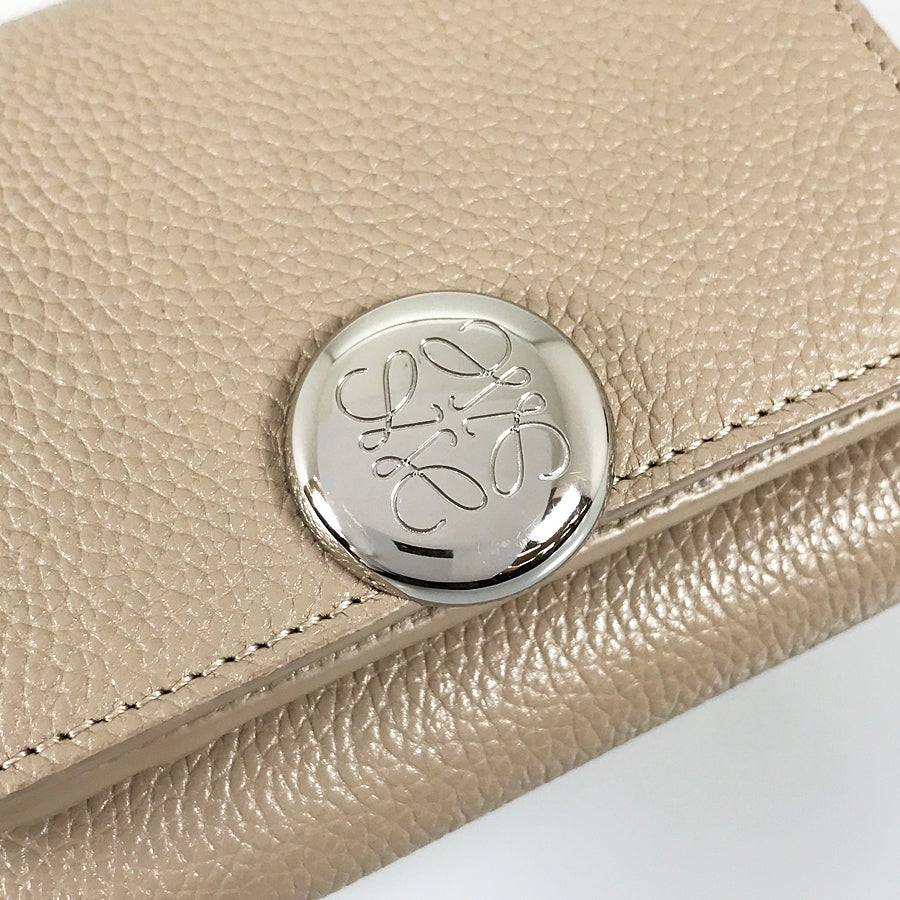 ロエベ 三つ折り財布