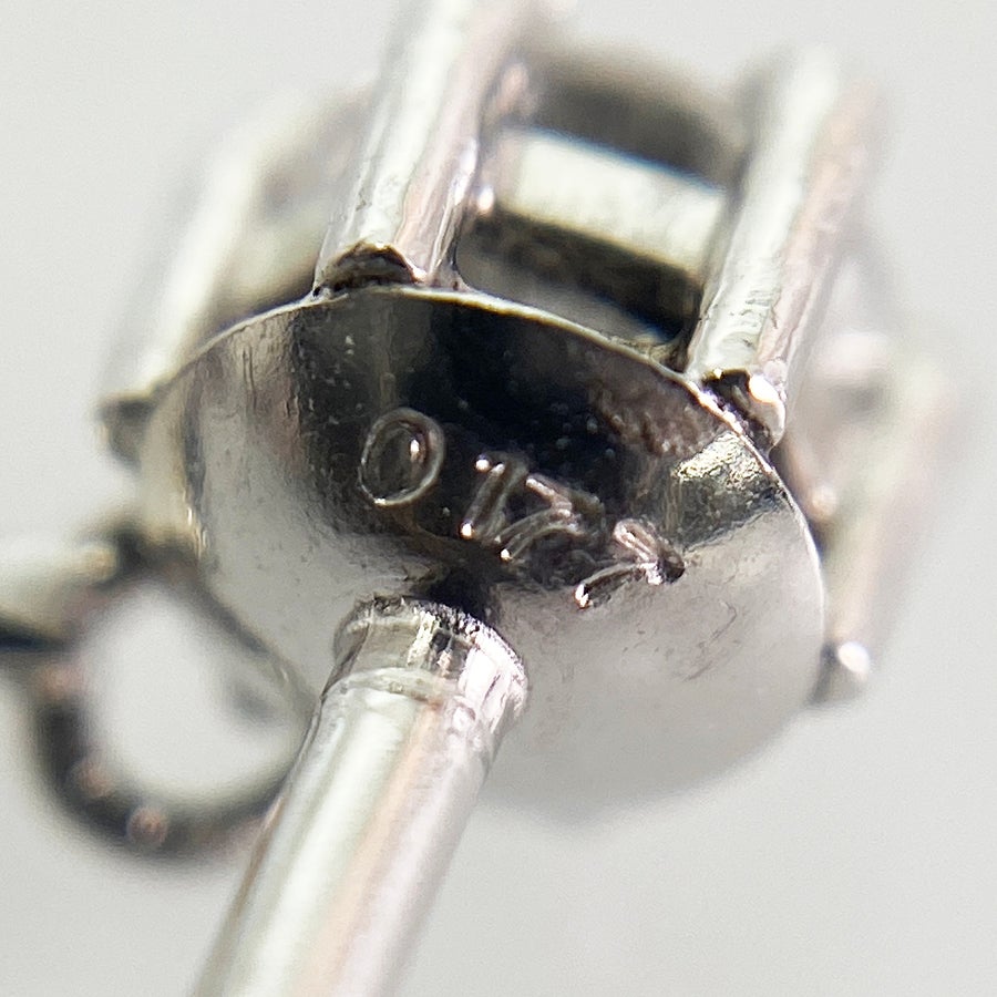 ノーブランド ピアス