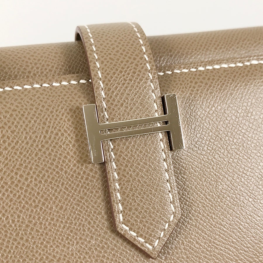 エルメス 三つ折り財布
