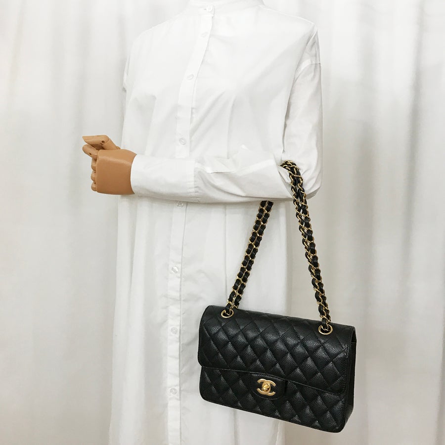 シャネル ショルダーバッグ