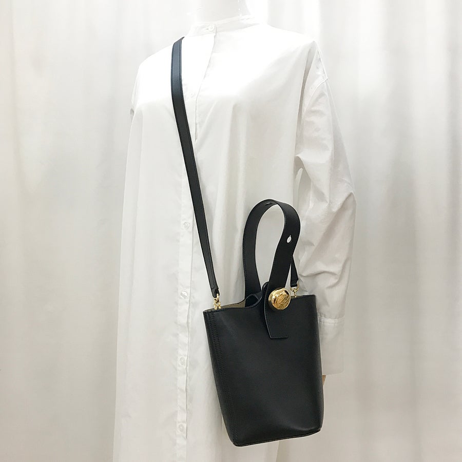 ロエベ ハンドバッグ
