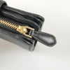 プラダ 二つ折り財布