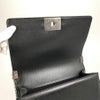 シャネル ショルダーバッグ