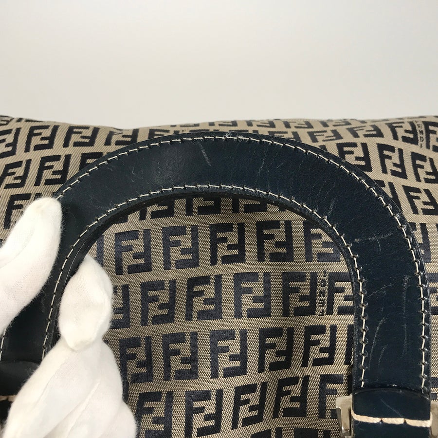 フェンディ ハンドバッグ